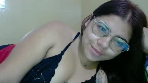 Snapshot of kimmy_kimmy_ chatting on February 1, 1:20 pm Kimmy online show from February 1, 1:20 pm