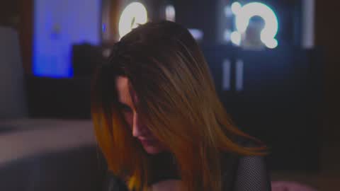 KimSkye online show from January 16, 3:02 am