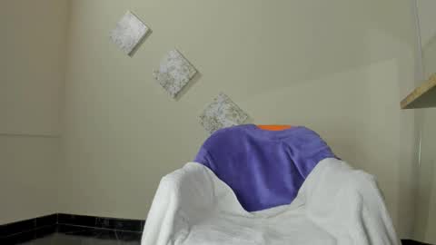 Kim Thompson online show from November 25, 8:47 am