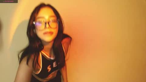 kimm online show from April 11, 11:09 pm