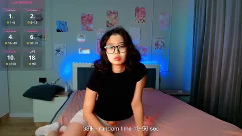 Snapshot of kimy_jina chatting on December 17, 3:34 am Kimi online show from December 17, 3:34 am