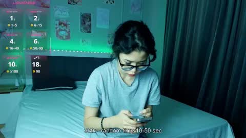 Snapshot of kimy_jina chatting on December 18, 3:23 am Kimi online show from December 18, 3:23 am