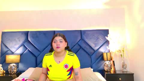 Snapshot of kimygrace chatting on June 24, 12:37 pm Im KimyGrace online show from June 24, 12:37 pm
