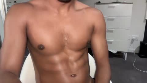 Snapshot of kinda_horny_right_now chatting on April 3, 10:13 am Isaac online show from April 3, 10:13 am