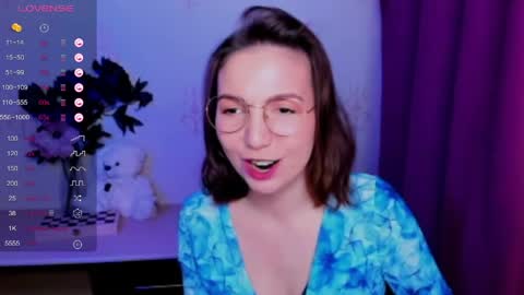 Hazel online show from April 18, 7:58 pm