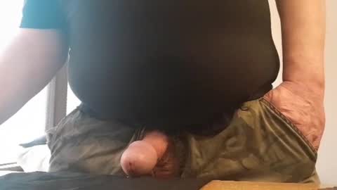 Kindofabear online show from April 16, 8:42 pm