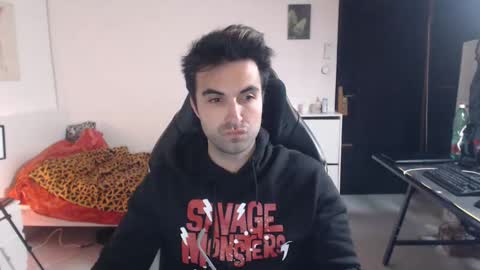 Snapshot of king7045 chatting on December 24, 11:55 pm king7045 online show from December 24, 11:55 pm