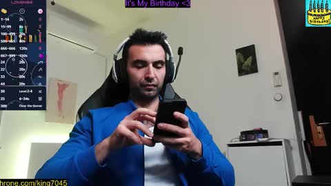 Snapshot of king7045 chatting on March 4, 9:00 pm king7045 online show from March 4, 9:00 pm