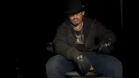 Snapshot of king761987 chatting on May 26, 2:29 am king761987 online show from May 26, 2:29 am