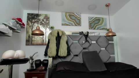 Snapshot of king_fitt_ chatting on January 23, 3:54 pm HOT MEN BLACK online show from January 23, 3:54 pm