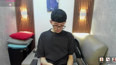Snapshot of king_luxury1 chatting on July 22, 12:19 pm King online show from July 22, 12:19 pm