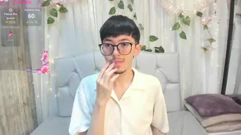 Snapshot of king_luxury1 chatting on July 31, 12:26 pm King online show from July 31, 12:26 pm