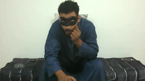 Snapshot of king_of_arabians chatting on July 19, 4:38 am king_of_arabians online show from July 19, 4:38 am