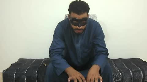 Snapshot of king_of_arabians chatting on July 20, 6:38 am king_of_arabians online show from July 20, 6:38 am