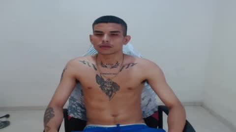 Snapshot of king_warlord chatting on May 25, 10:49 pm king_warlord online show from May 25, 10:49 pm