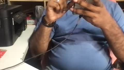 Snapshot of kingcobra_08 chatting on June 23, 8:01 am kingcobra_08 online show from June 23, 8:01 am