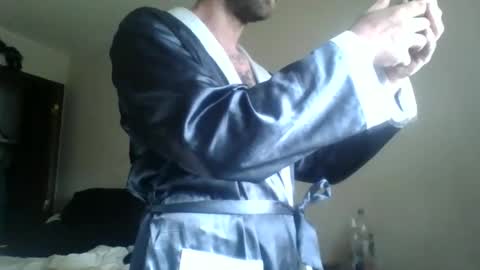 kingd238er online show from April 14, 10:49 pm