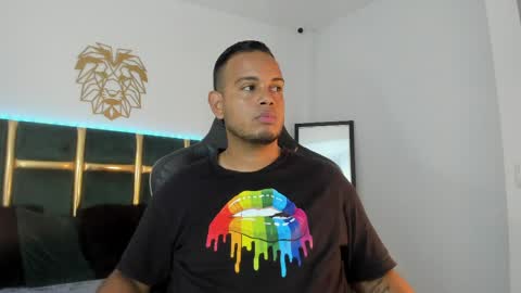 kingg_jay online show from May 31, 12:23 pm