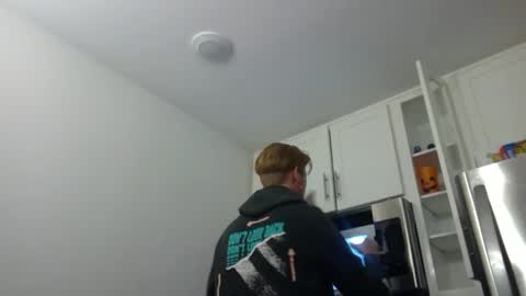 Snapshot of kinglegg chatting on December 12, 12:27 am Kinglegg online show from December 12, 12:27 am