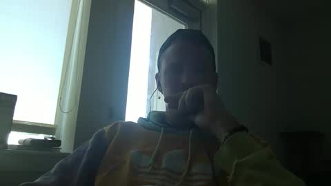 Snapshot of kinglegg chatting on January 4, 7:23 pm Kinglegg online show from January 4, 7:23 pm