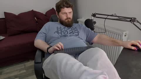 Marti online show from February 7, 4:03 pm