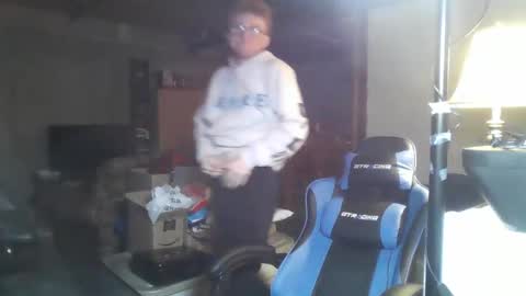 Snapshot of kingoffootfetish chatting on January 12, 7:00 am Master King Tommy online show from January 12, 7:00 am