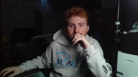 Snapshot of kingoffootfetish chatting on February 18, 7:54 am Master King Tommy online show from February 18, 7:54 am