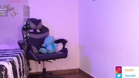  A L E X  online show from November 13, 2:54 am