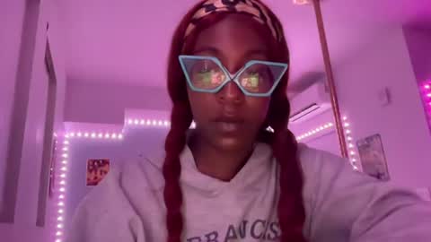 Snapshot of kingparrisjae chatting on July 14, 3:22 am King Parris Jae online show from July 14, 3:22 am