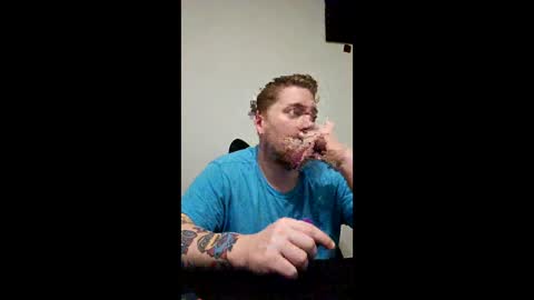 Snapshot of kingpimpdaddy69 chatting on May 21, 10:39 pm Kingpimpdaddy online show from May 21, 10:39 pm