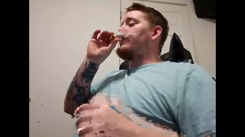 Snapshot of kingpimpdaddy69 chatting on May 25, 1:44 am Kingpimpdaddy online show from May 25, 1:44 am