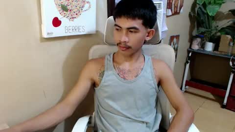 Snapshot of kingscock18 chatting on June 6, 7:07 pm ALVIN online show from June 6, 7:07 pm