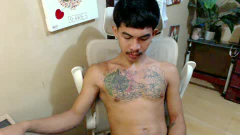 Snapshot of kingscock18 chatting on June 14, 9:06 pm ALVIN online show from June 14, 9:06 pm