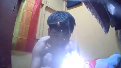 Snapshot of kingsucker2069 chatting on December 7, 12:45 pm Ruru online show from December 7, 12:45 pm