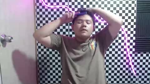 Yuki online show from April 4, 10:24 am