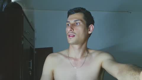 Snapshot of kingwes15 chatting on March 10, 8:36 pm kingwes15 online show from March 10, 8:36 pm