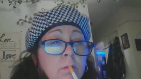 kinknest7591 online show from April 29, 7:01 am