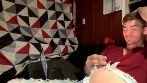Snapshot of kinksss4all chatting on May 11, 7:58 am KinkPLAY9 online show from May 11, 7:58 am