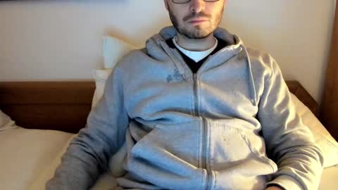 kinksubbydubby online show from November 16, 12:55 pm