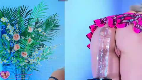 Snapshot of kinky_karo chatting on September 10, 1:27 am    online show from September 10, 1:27 am