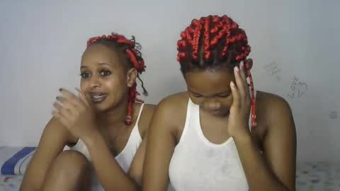 Cupshee and cushey online show from September 27, 7:46 am