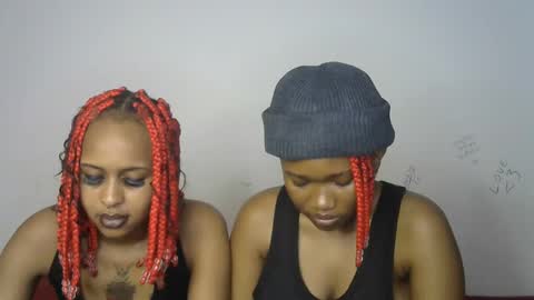 Cupshee and cushey online show from September 30, 9:03 am