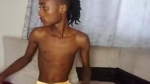 Snapshot of kinkybby_ chatting on January 12, 9:40 am kinkybby_ online show from January 12, 9:40 am