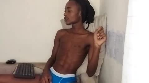 Snapshot of kinkybby_ chatting on January 27, 11:22 am kinkybby_ online show from January 27, 11:22 am