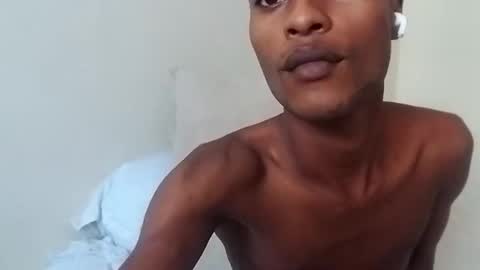 Snapshot of kinkybby_ chatting on February 2, 12:13 pm kinkybby_ online show from February 2, 12:13 pm