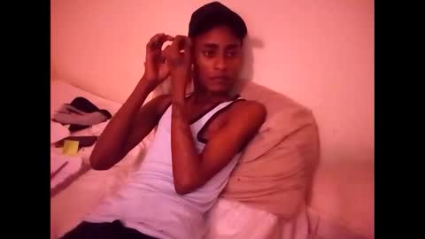 Snapshot of kinkybby_ chatting on February 27, 9:59 pm kinkybby_ online show from February 27, 9:59 pm