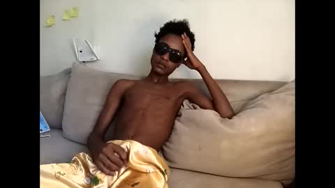 Snapshot of kinkybby_ chatting on March 12, 9:26 am kinkybby_ online show from March 12, 9:26 am