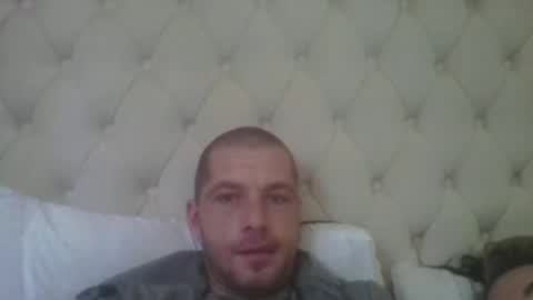 Snapshot of kinkycouple147 chatting on April 30, 2:01 pm kinkycouple147 online show from April 30, 2:01 pm