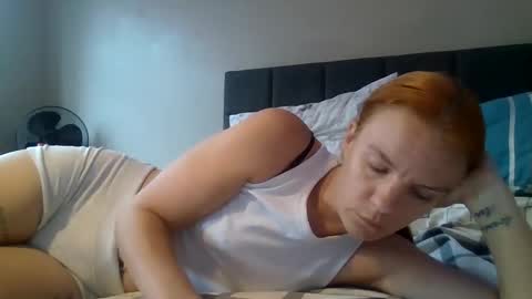 Snapshot of kinkycouple382541 chatting on September 11, 12:16 pm kinkycouple382541 online show from September 11, 12:16 pm