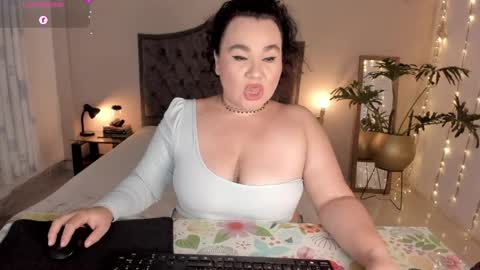 Jenny online show from March 31, 4:46 am